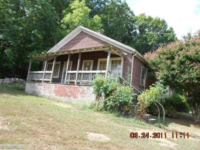 624 Schoolfield Road Ruffin, NC 27326 - Photo 2 of 2 Exterior Front.