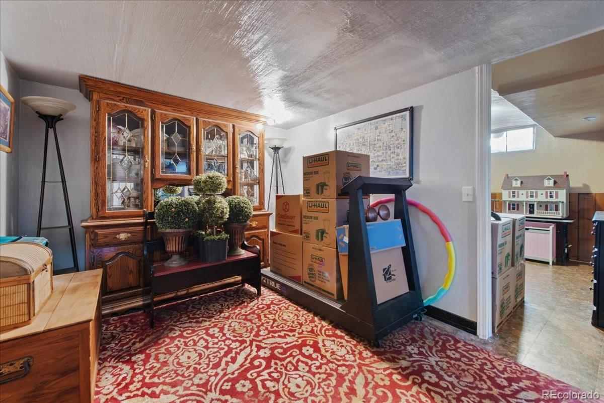 6995 Ruth Way Denver, CO 80221 - Photo 11 of 20 Gallery Image 11