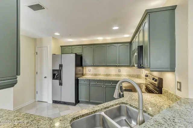 $2,190 | 400 East Bay Street, Unit 504, Jacksonville, FL 32202