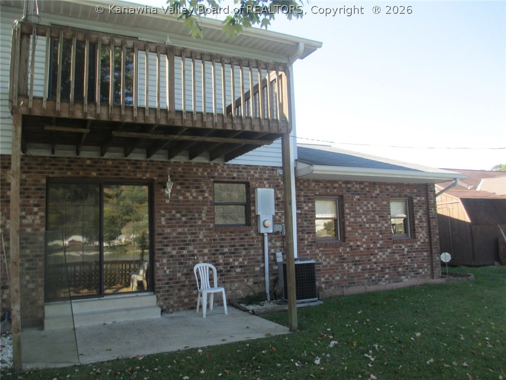 140 Rolling Acres Road Winfield, WV 25213 - Photo 17 of 24 Gallery Image 17