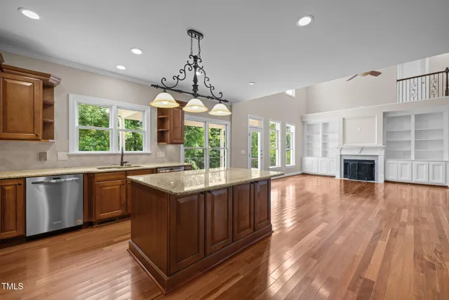 a view of an empty room with empty shelves