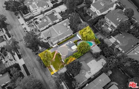 $2,050,000 | 10435 Whipple Street, Toluca Lake, CA 91602