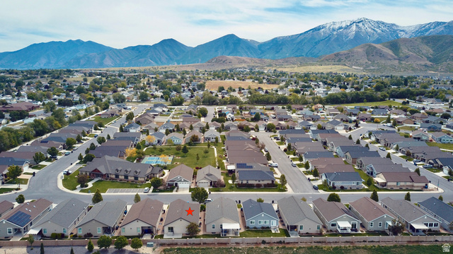1204 South 1150th Street West Payson, UT 84651 - Photo 15 of 26 Aerial perspective showcasing a residential neighborhood with mountain scenery
