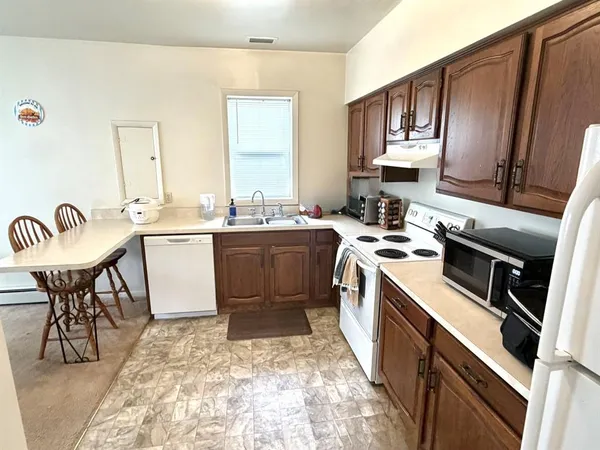 $280,000 | 670A Perry Highway, Harmony, PA 16037