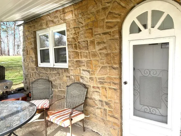 $280,000 | 670A Perry Highway, Harmony, PA 16037