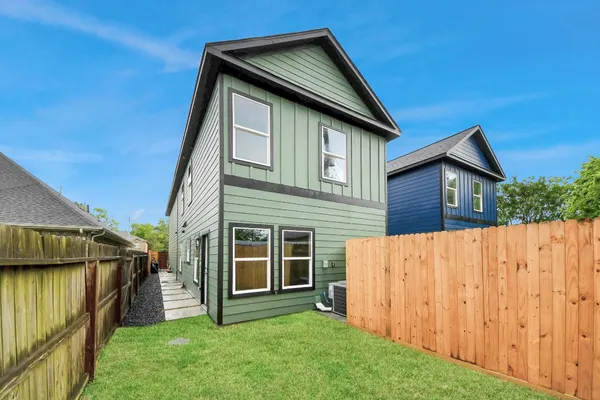 $2,450 | 3808 Hiford Drive, Unit A, Houston, TX 77047