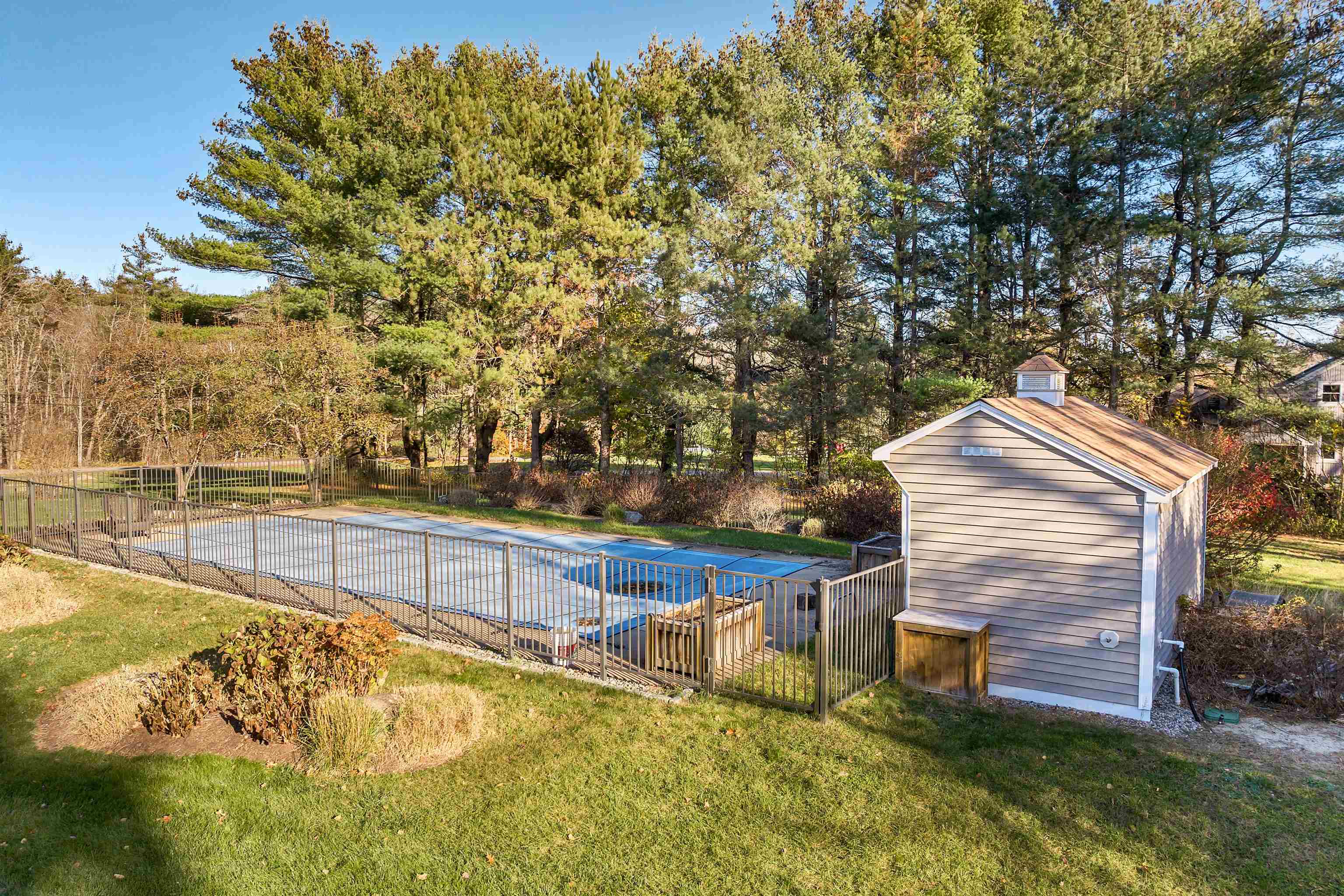 9 Bennett Farm Road Tuftonboro, NH 03853 - Photo 2 of 36