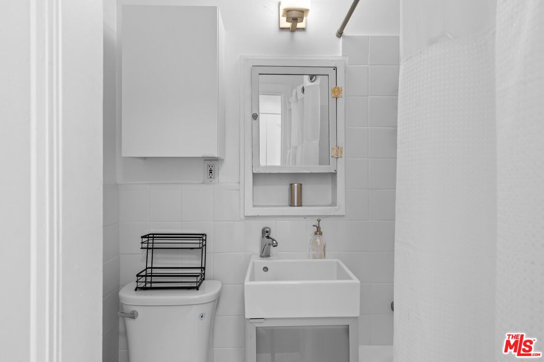 140 Linden Avenue, Unit 615 Long Beach, CA 90802 - Photo 12 of 24