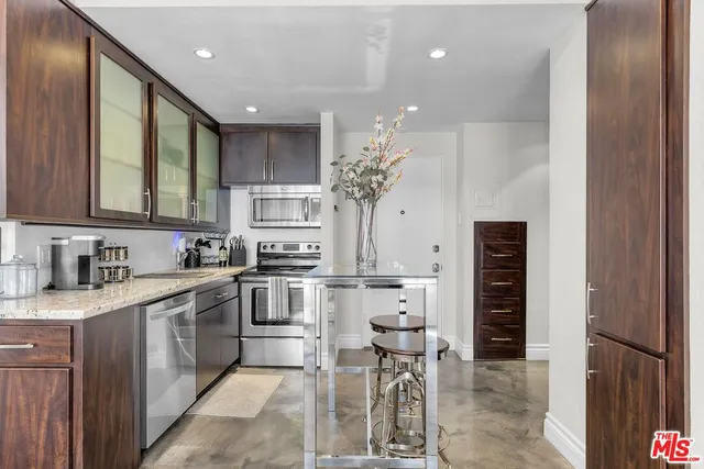 $519,000 | 140 Linden Avenue, Unit 615, Long Beach, CA 90802