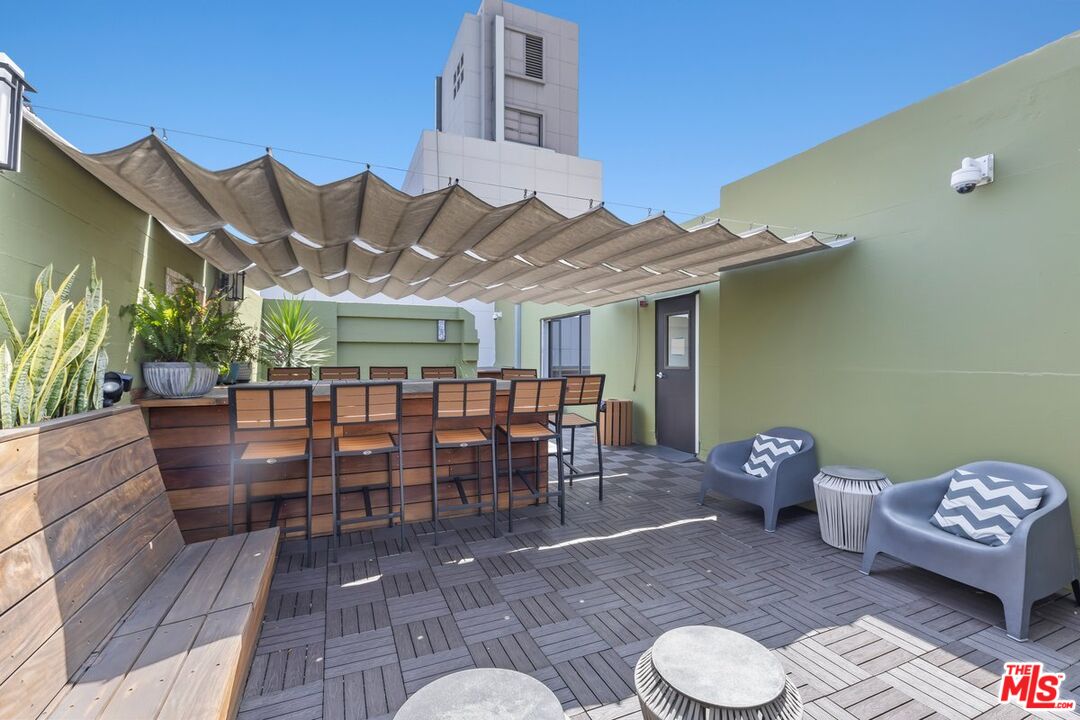 140 Linden Avenue, Unit 615 Long Beach, CA 90802 - Photo 2 of 24