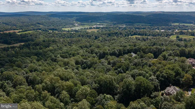 $572,500 | 37 Fawn Drive, Reading, PA 19607