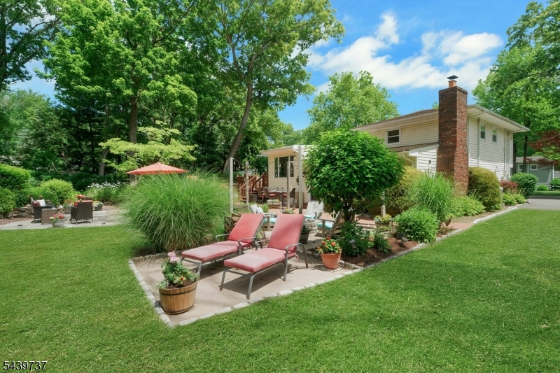52 Stockton Road Summit, NJ 07901 - Photo 35 of 36
