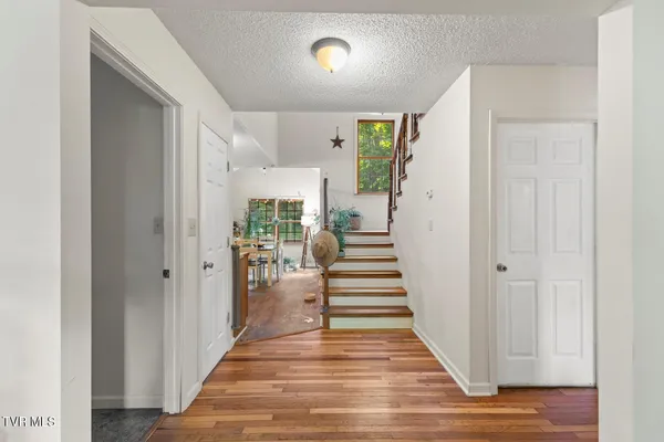 $525,000 | 103 Meadow Springs Court, Flag Pond, TN 37657