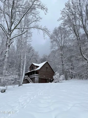 $525,000 | 103 Meadow Springs Court, Flag Pond, TN 37657