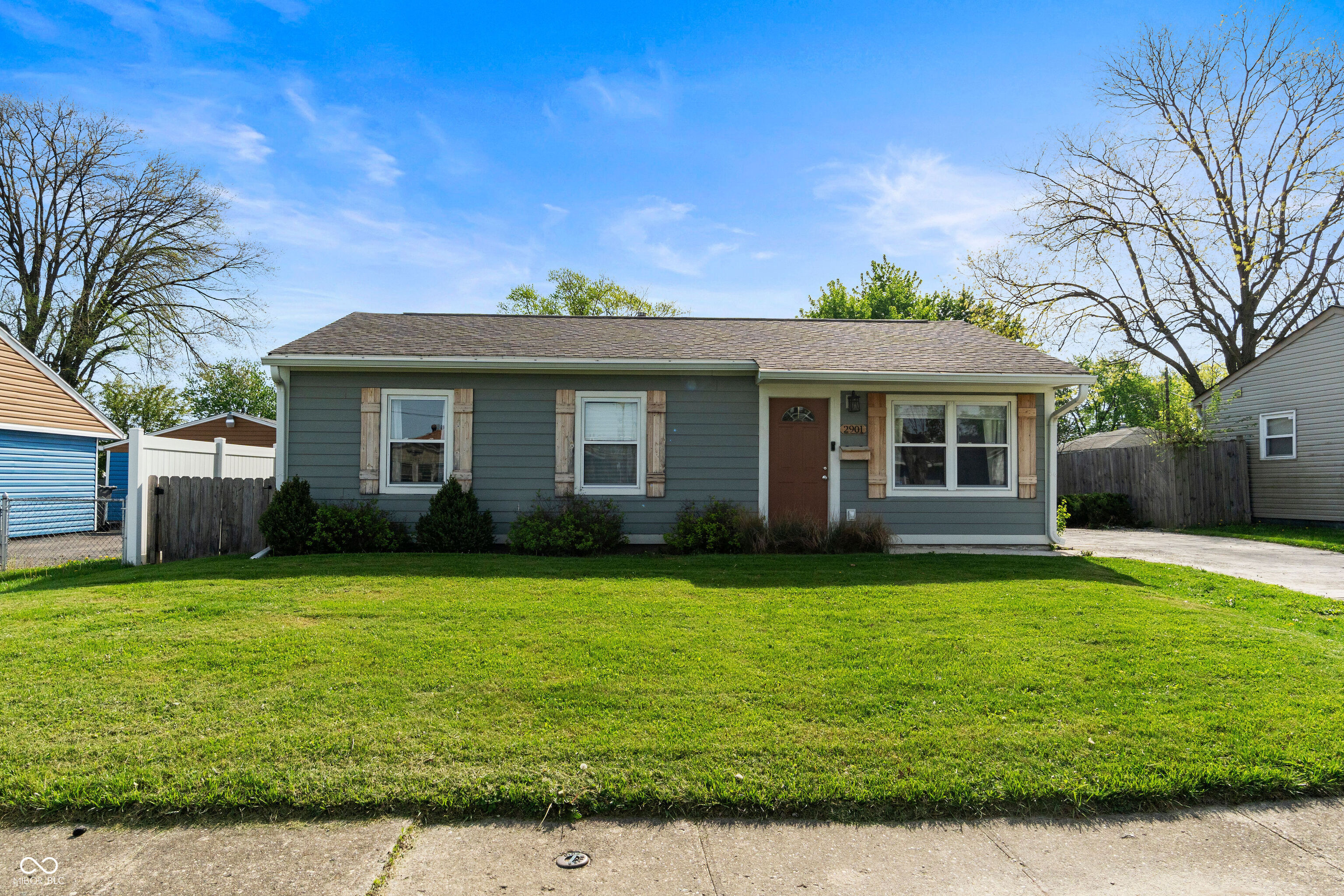 2901 North Routiers Avenue Indianapolis, IN 46219 - Photo 1 of 14