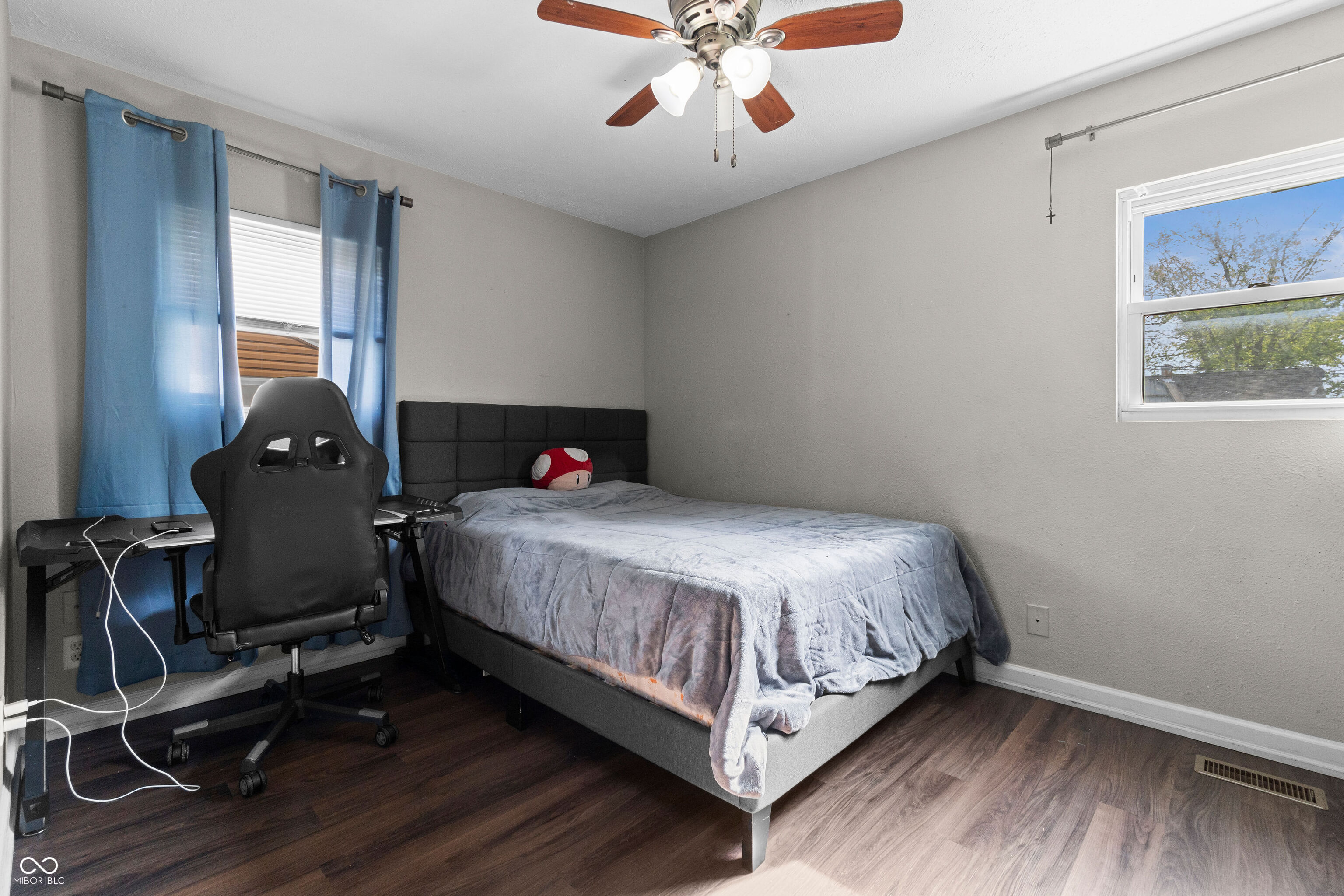 2901 North Routiers Avenue Indianapolis, IN 46219 - Photo 10 of 14