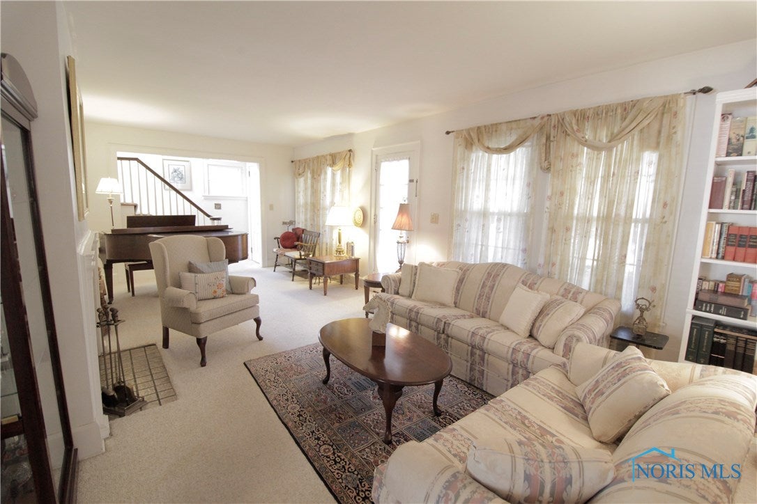 2364 Secor Road Toledo, OH 43606 - Photo 20 of 42 Gallery Image 20