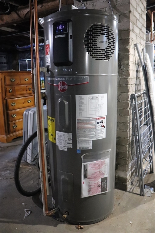 26 St Elmo Road Worcester, MA 01602 - Photo 39 of 42 a view of water heater room