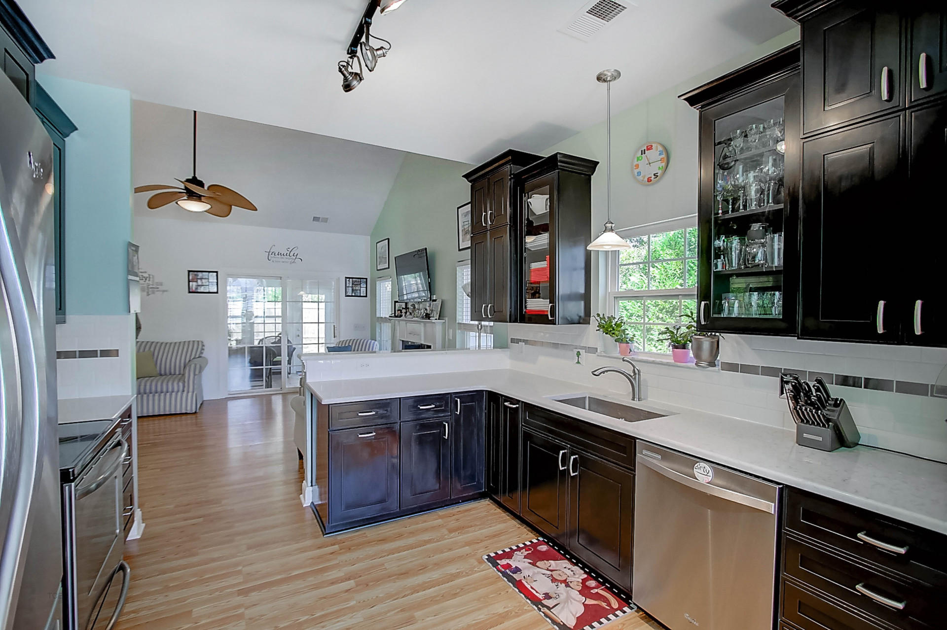 3513 Gatetree Road Johns Island, SC 29455 - Photo 8 of 28 Kitchen