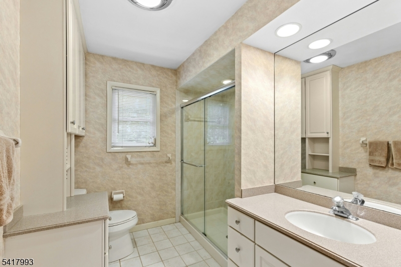 10 Tree Top Drive Springfield, NJ 07081 - Photo 12 of 18