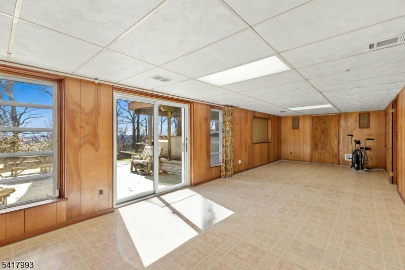 10 Tree Top Drive Springfield, NJ 07081 - Photo 15 of 18