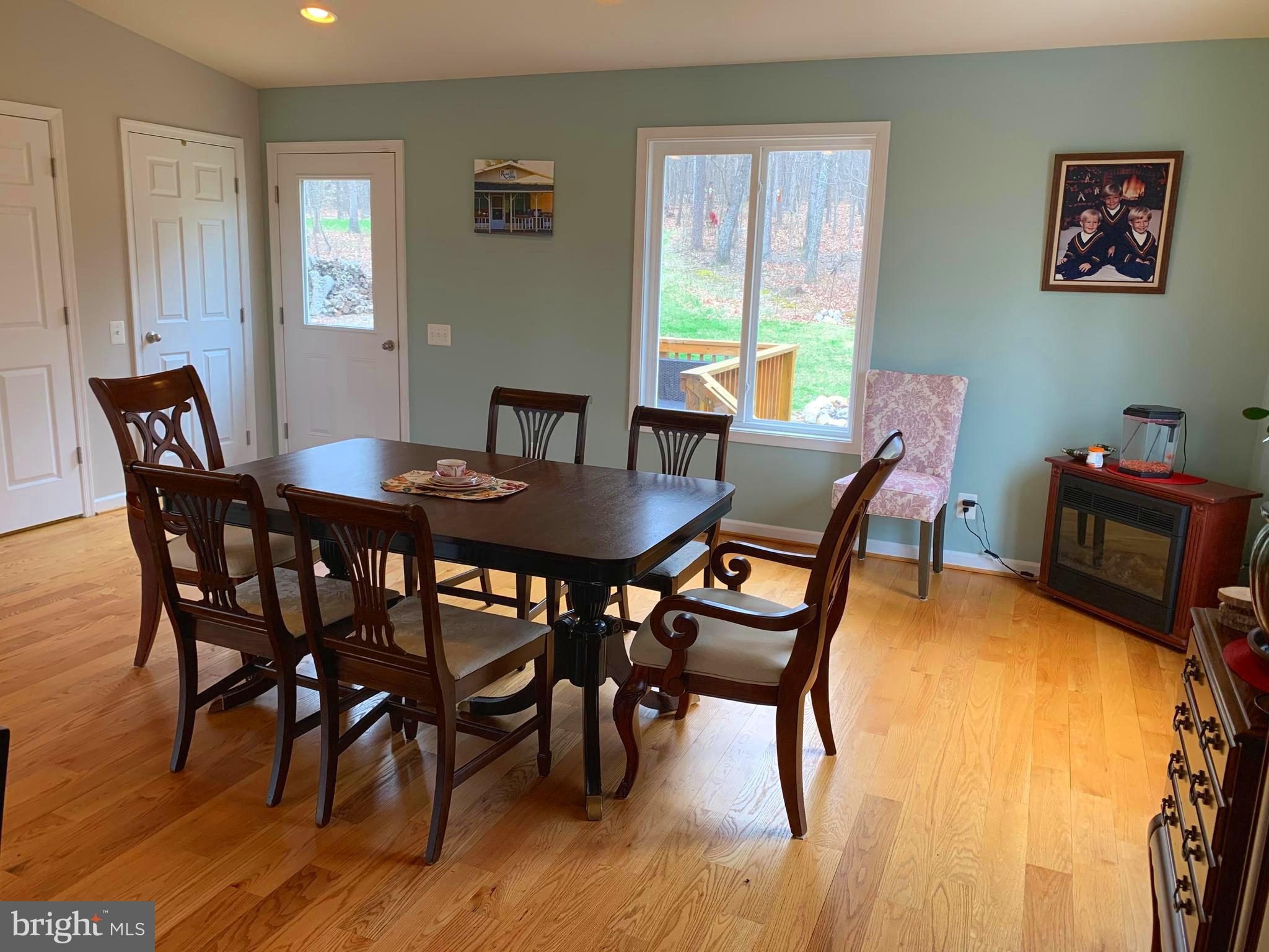 145 Ebenezer Road Bluemont, VA 20135 - Photo 9 of 53 Dining room