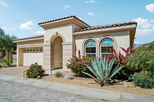 $685,000 | 3935 Via Amalfi, Palm Desert, CA 92260