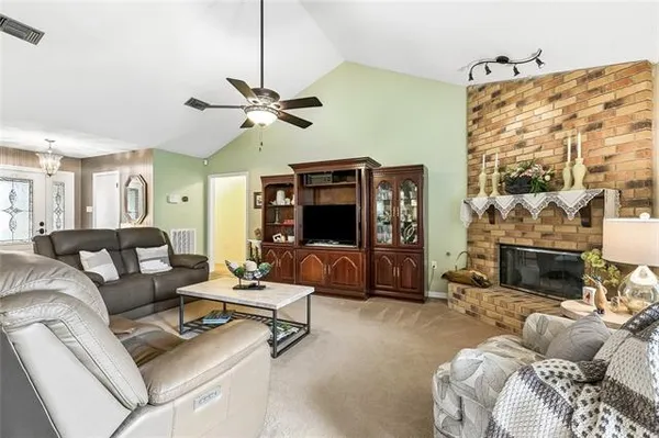 $398,000 | 406 Ave A, Belle Chasse, LA 70037