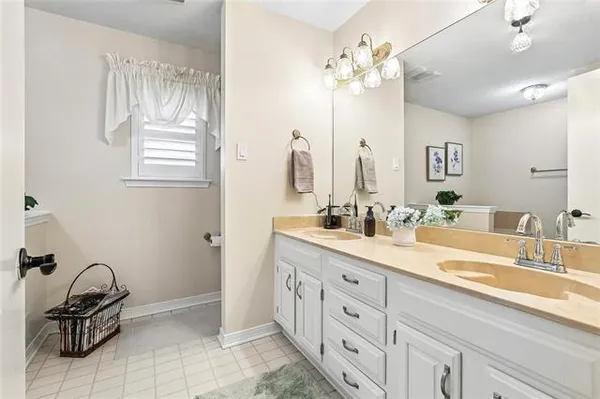$398,000 | 406 Ave A, Belle Chasse, LA 70037