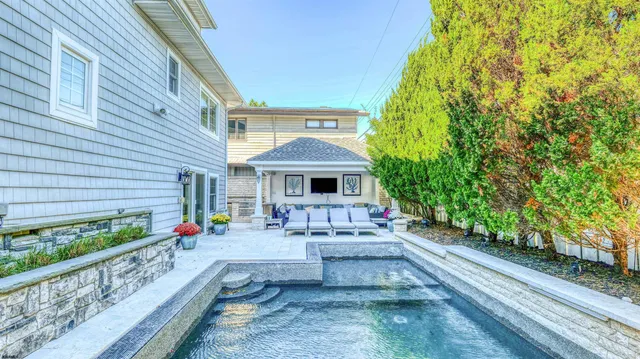 $2,500,000 | 403 North Lancaster Avenue, Margate City, NJ 08402