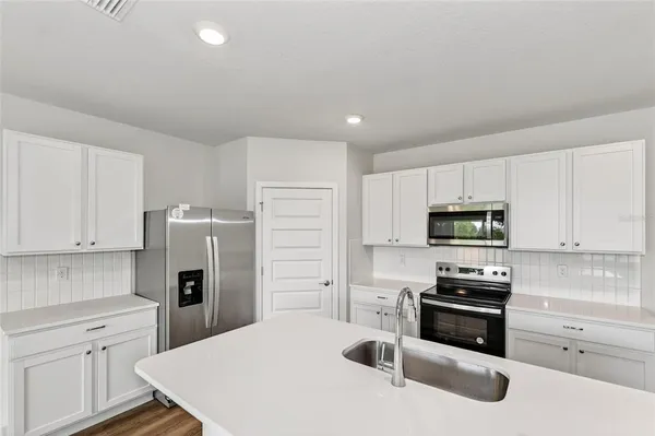 $3,200 | 3606 Hatchery Way, Bradenton, FL 34211