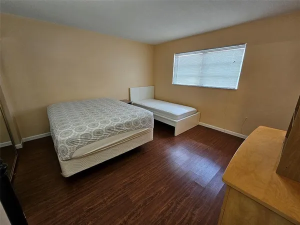 $1,800 | 580 Egret Drive, Unit 310, Hallandale Beach, FL 33009