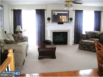 9 Weatherly Road Delran, NJ 08075 - Photo 5 of 12 Family Room