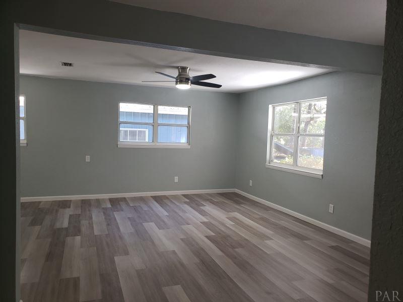 5500 Tom Sawyer Road Milton, FL 32583 - Photo 9 of 18 Gallery Image 9