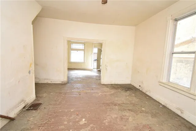 $62,500 | 618-620 15th Street, Beaver Falls, PA 15010