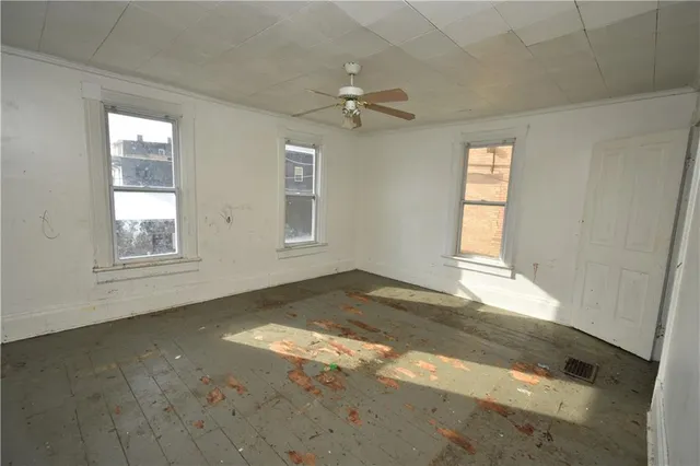 $62,500 | 618-620 15th Street, Beaver Falls, PA 15010