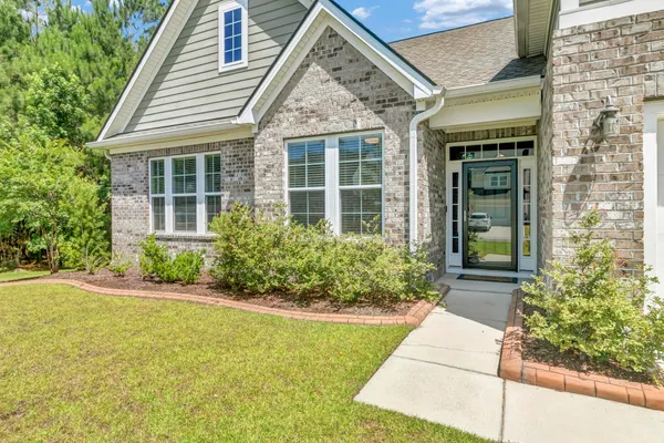 $575,000 | 111 Misty Waters Court, Summerville, SC 29483