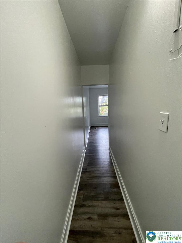 137 South 17th Street Wilson, PA 18042 - Photo 5 of 14 a view of entryway