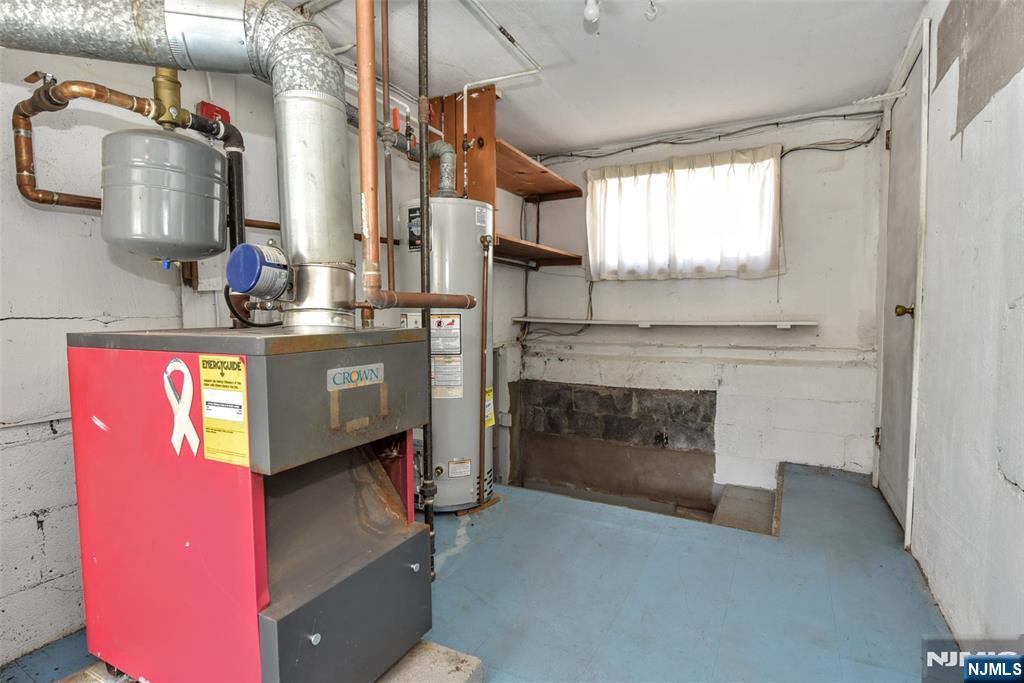 96 Grove Street Waldwick, NJ 07463 - Photo 22 of 34