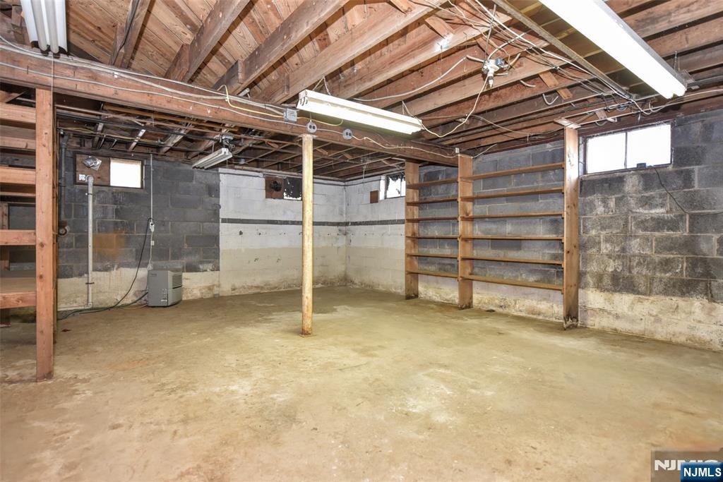 96 Grove Street Waldwick, NJ 07463 - Photo 23 of 34