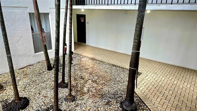 $2,400 | 2150 Southwest 16th Avenue, Unit 206, Miami, FL 33145