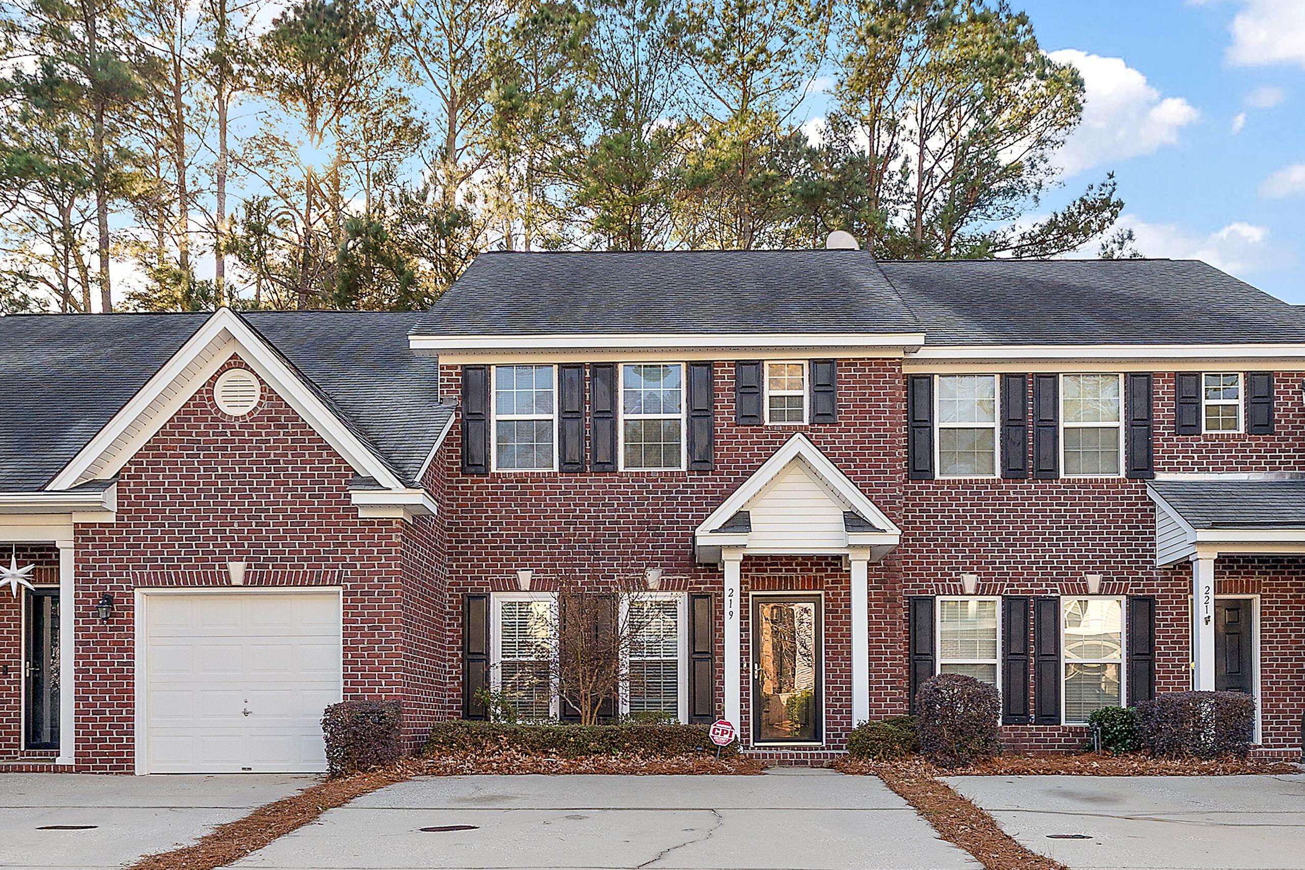 219 Tuscany Court Ladson, SC 29456 - Photo 1 of 15 BN0A0917z