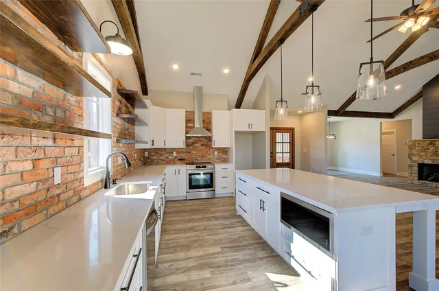 $1,299,900 | 147 Sweet Gum Drive, Westminster, SC 29693