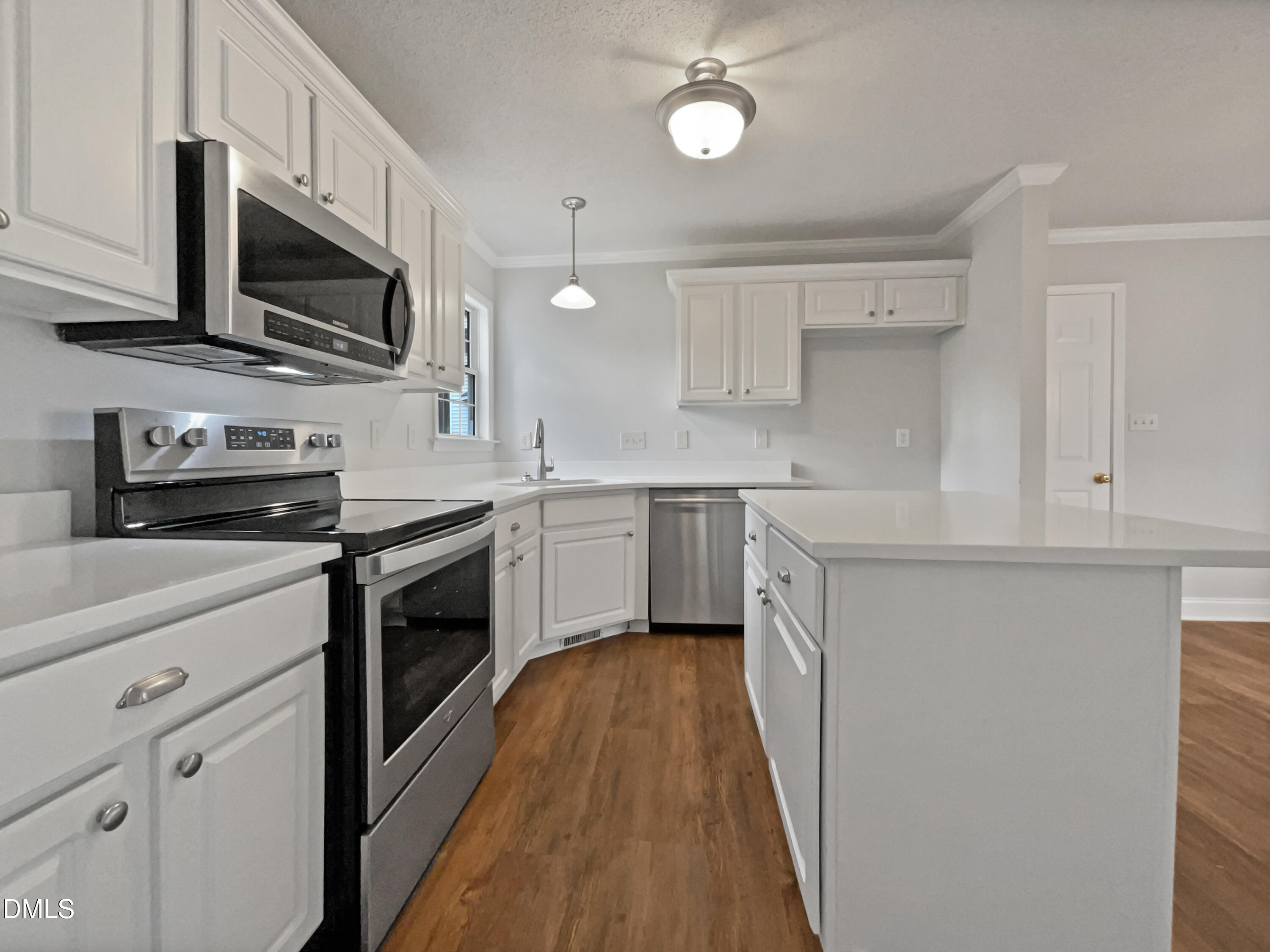 6716 Virgilia Court Raleigh, NC 27616 - Photo 7 of 23 photo_09