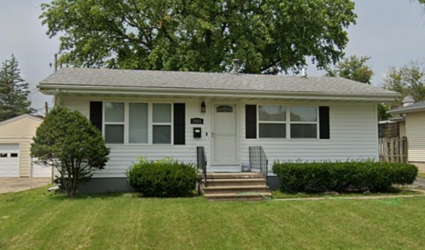2085 West Ramsey Drive Decatur, IL 62526 - Photo 1 of 1