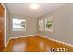 26 Wendover Road Asheville, NC 28806 - Photo 9 of 18 Gallery Image 9