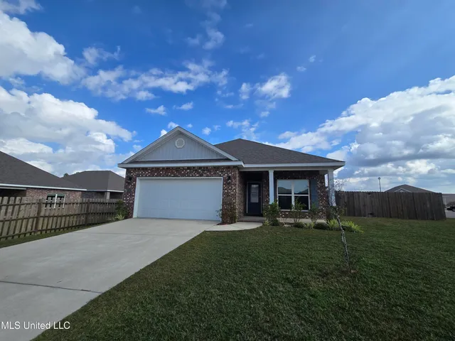 $2,100 | 15624 Hawick Lane, Biloxi, MS 39532