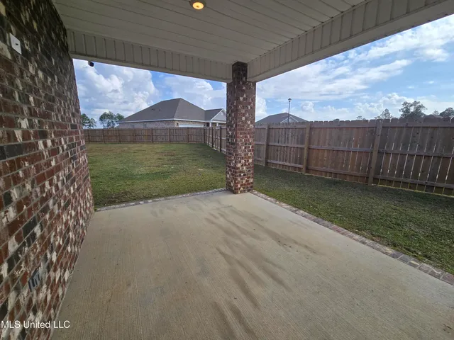 $2,100 | 15624 Hawick Lane, Biloxi, MS 39532