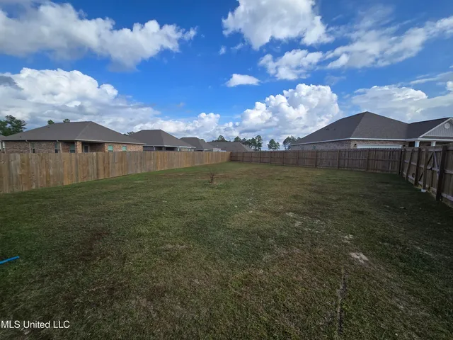$2,100 | 15624 Hawick Lane, Biloxi, MS 39532