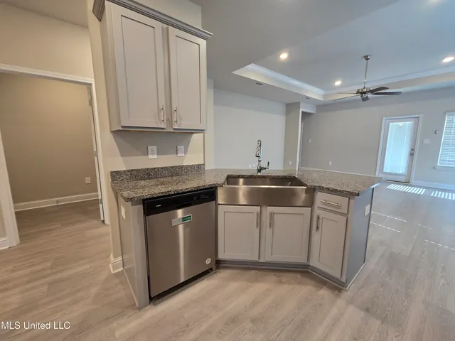 $2,100 | 15624 Hawick Lane, Biloxi, MS 39532